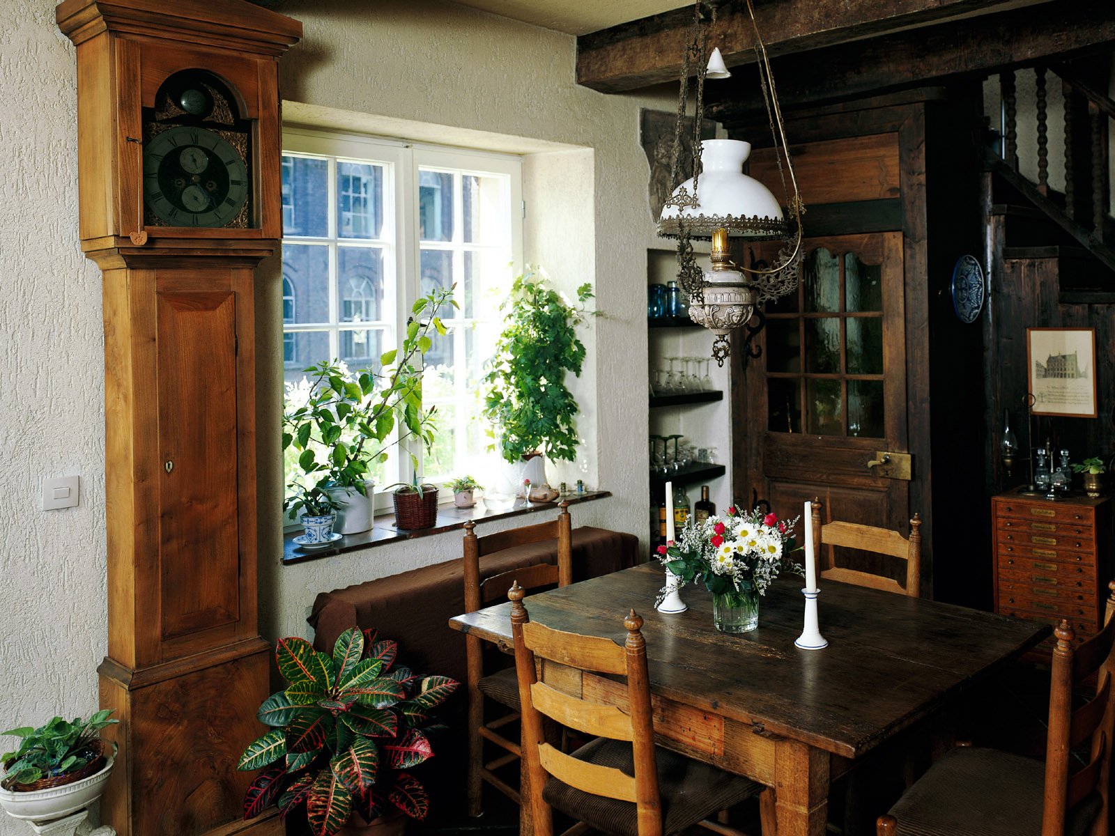 rural-small-dining-room rural small dining room