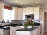 Dotted Kitchen Tiles Idea