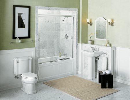 light-color-small-bathroom Decorating ideas for small bathrooms