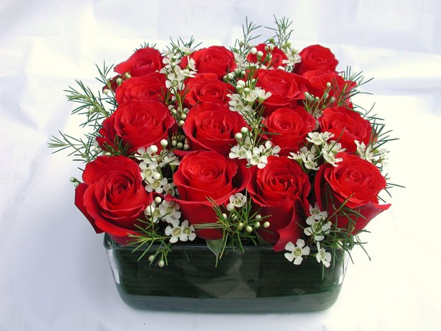 roses-arrangement-idea Fresh Flower Arrangement Ideas