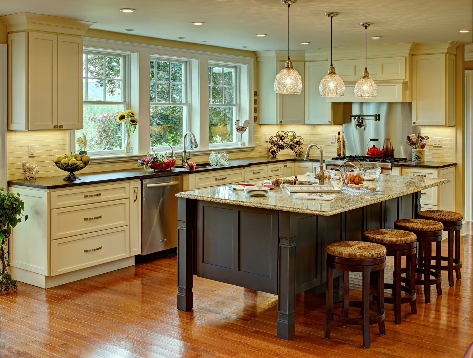 kitchen-renovations-south-end-boston How to give fresh look to your kitchen