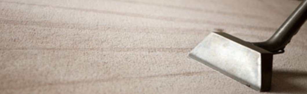 cropped-Carpet-Cleaning How to clean the carpet during monsoon?