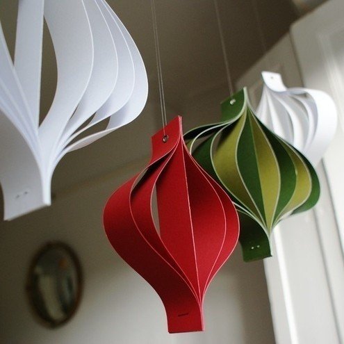 hanging-diy-colored-paper-christmas-garland-decorations-christmas-diy-craft-home-decor-f43978 How to decorate your home for festive season?